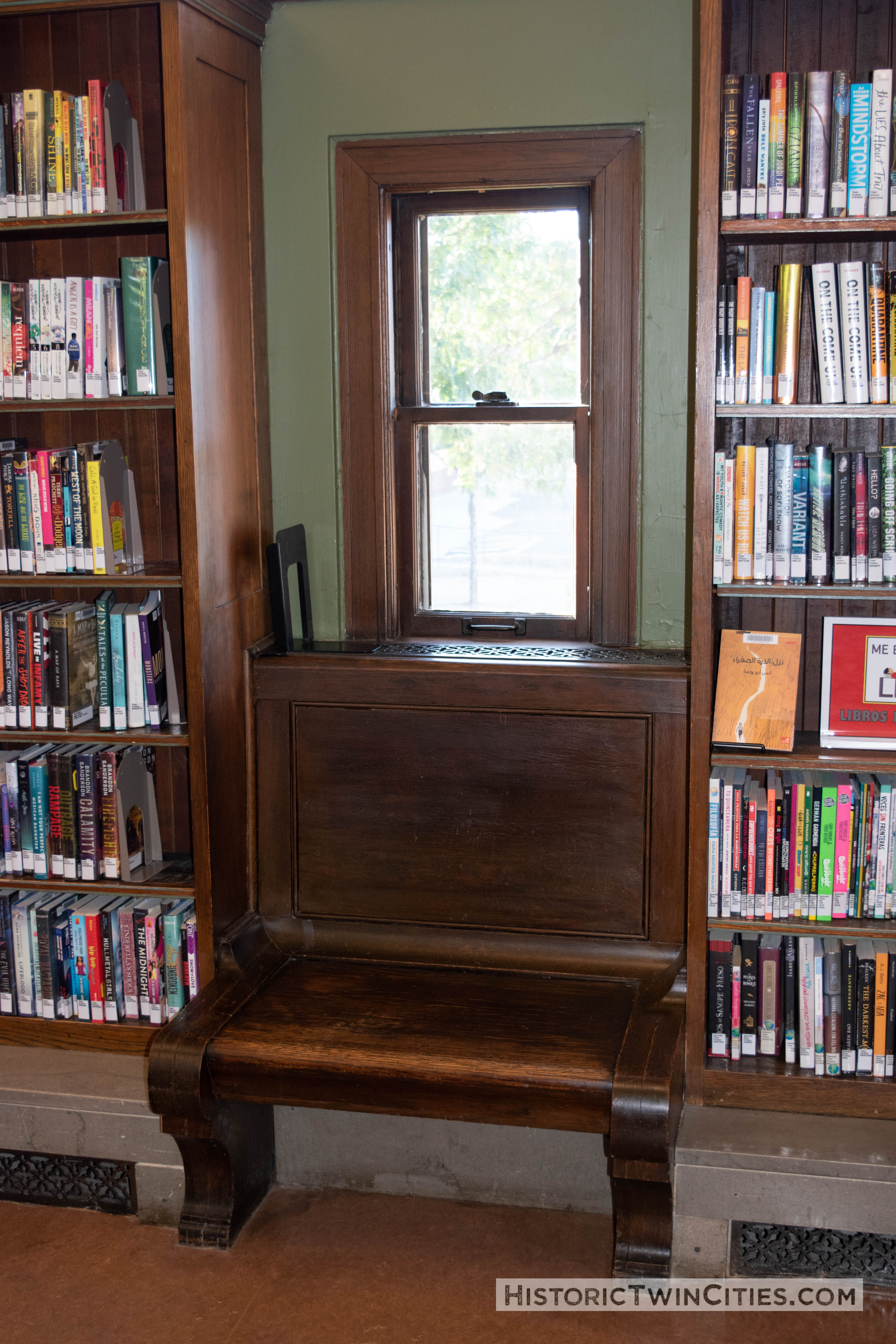 Built-in bench seat inside the Minneapolis Franklin Library