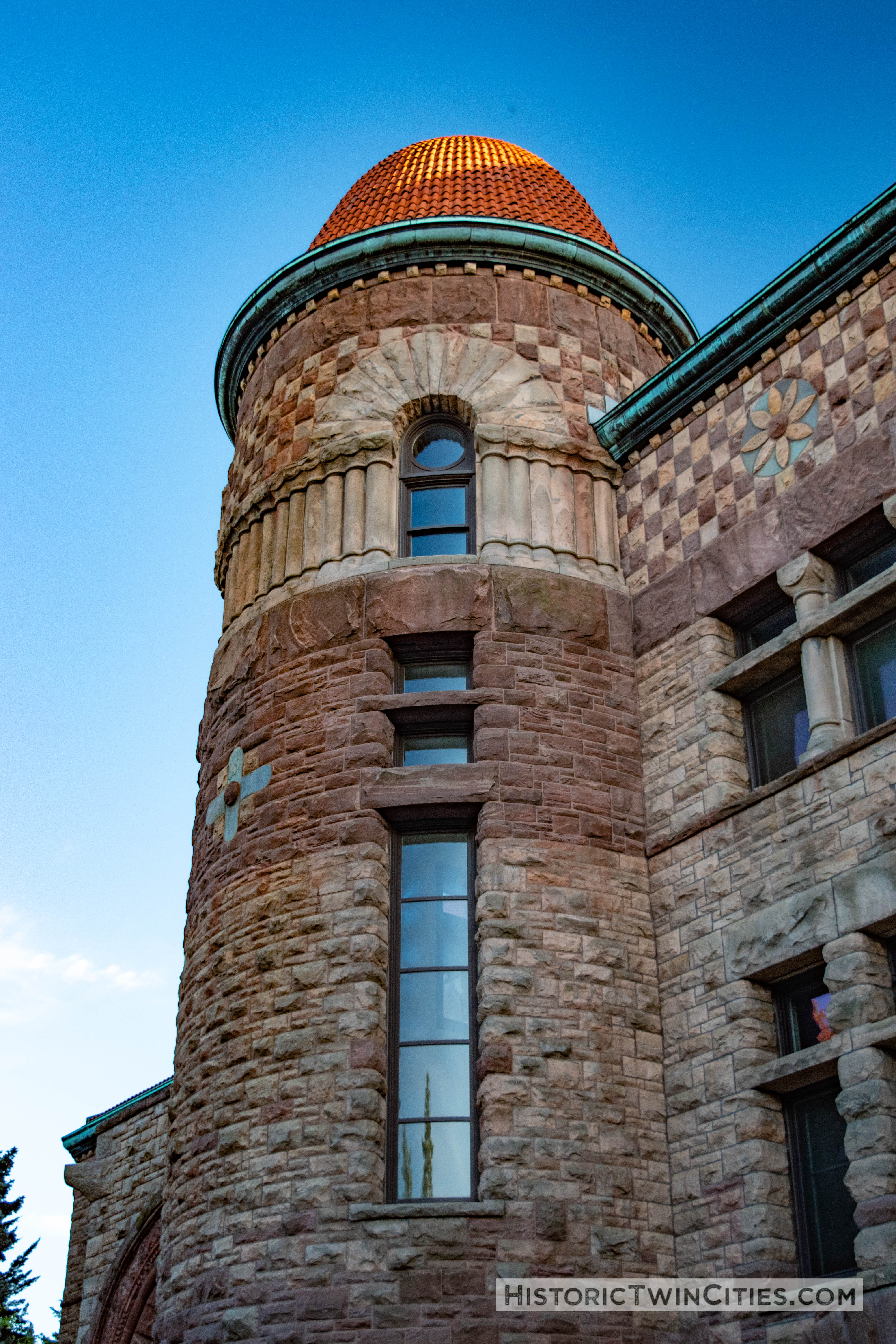 Turret on the north side of Pillsbury Hall - University of Minnesota