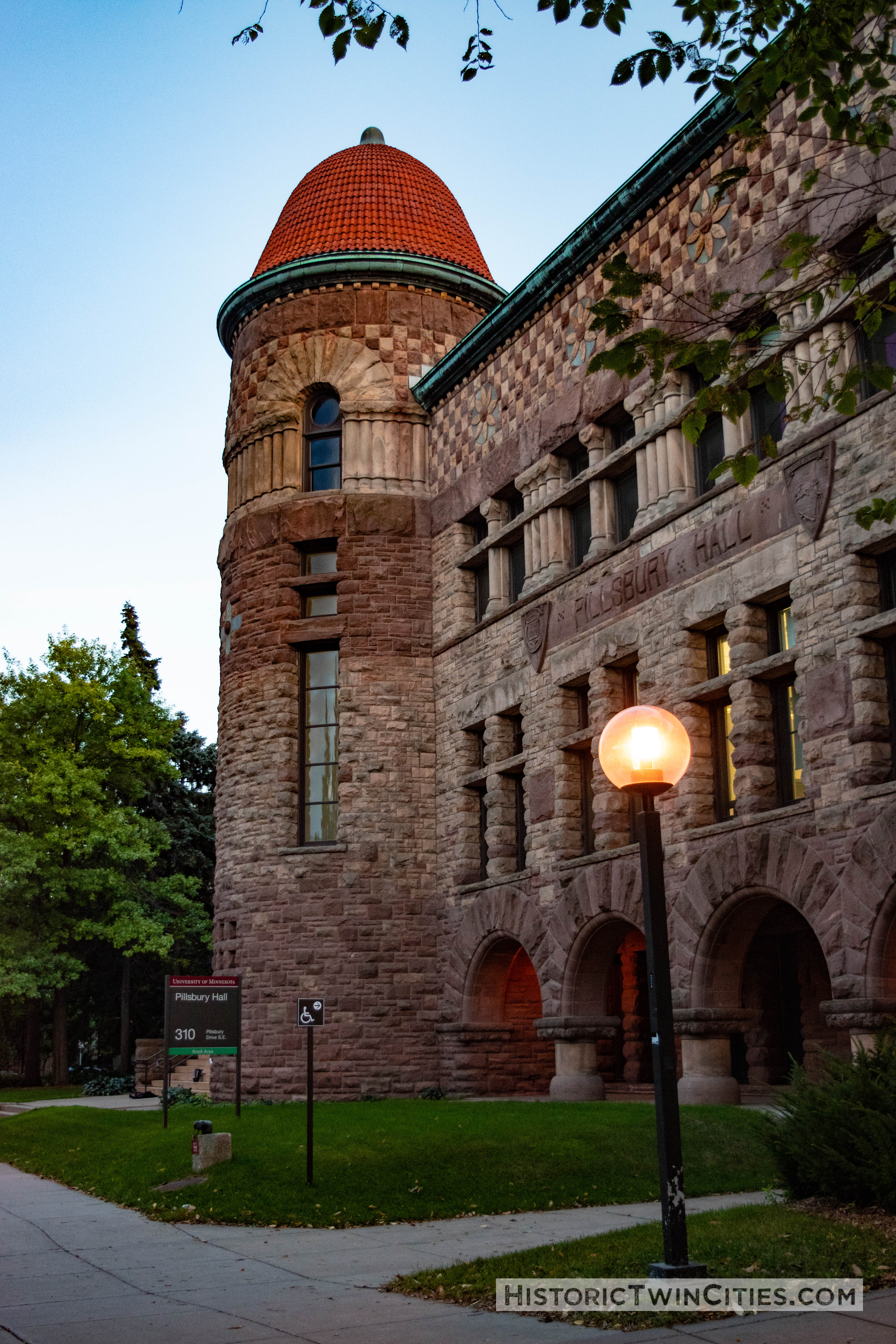 Turret on the north side of Pillsbury Hall - University of Minnesota
