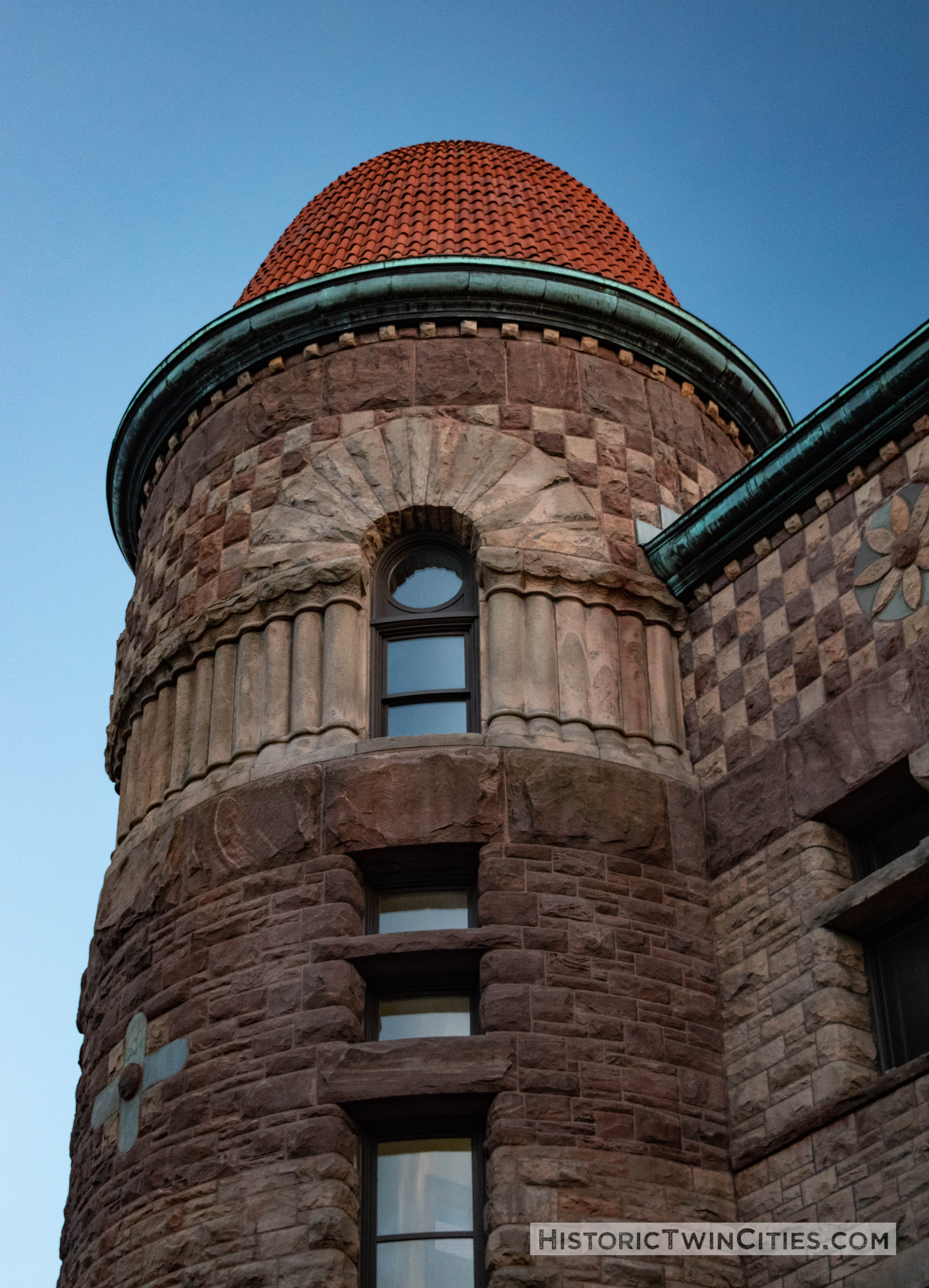 Turret on the north side of Pillsbury Hall - University of Minnesota