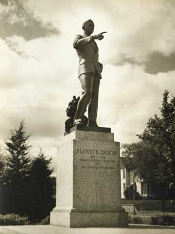 Floyd B Olson statue in Minneapolis circa 1950 (MHS)Floyd B Olson statue in Minneapolis circa 1950 (MHS)