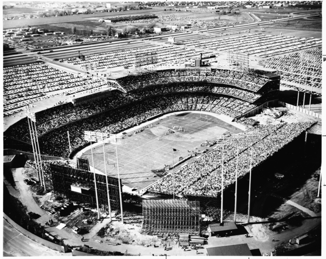 Metropolitan Stadium in Bloomington circa 1960 (MHS)