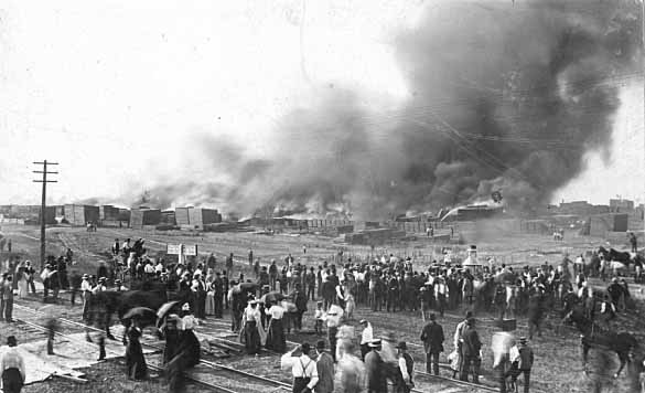 Lumberyard fire in Anoka circa 1884 (MHS)