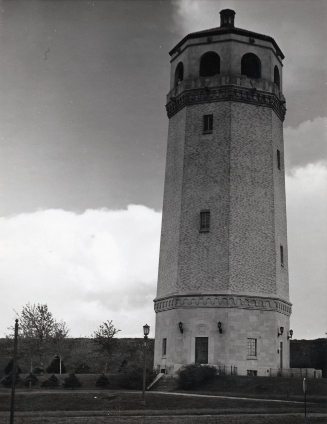 Highland Park Water Tower circa 1938 (RCHS)