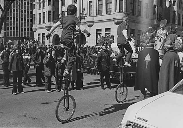 St. Patricks Day Parade in St. Paul circa 1978 (MNHS)